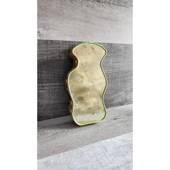 Vintage Disney Winnie the Pooh Green Tigger 9" Collectible Tin Container - Picture 4 of 6